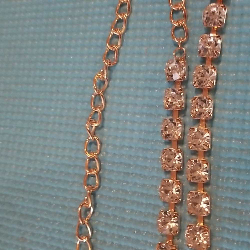 Gold Rhinestone belt - Picture 8 of 10